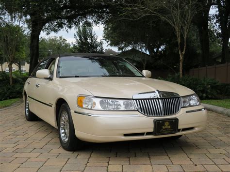 Used 1998 Lincoln Town Car Cartier for Sale Nationwide .